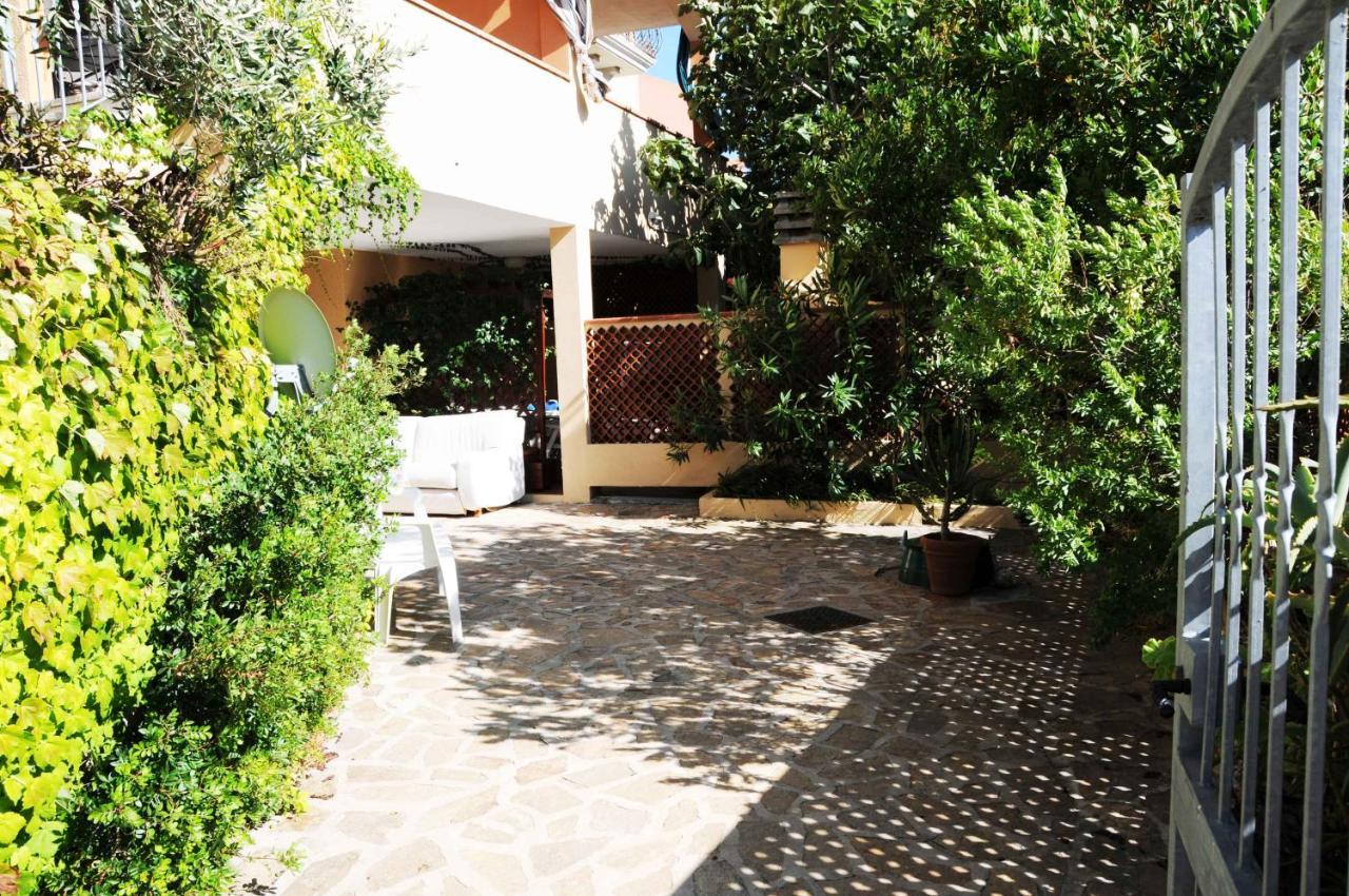 B&B Casa Derosas Golfo Aranci Εξωτερικό φωτογραφία